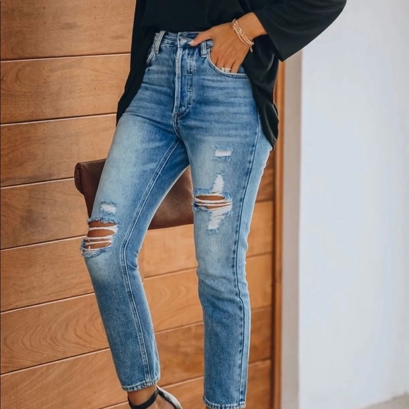 Distressed Jeans - Picture 2 of 7